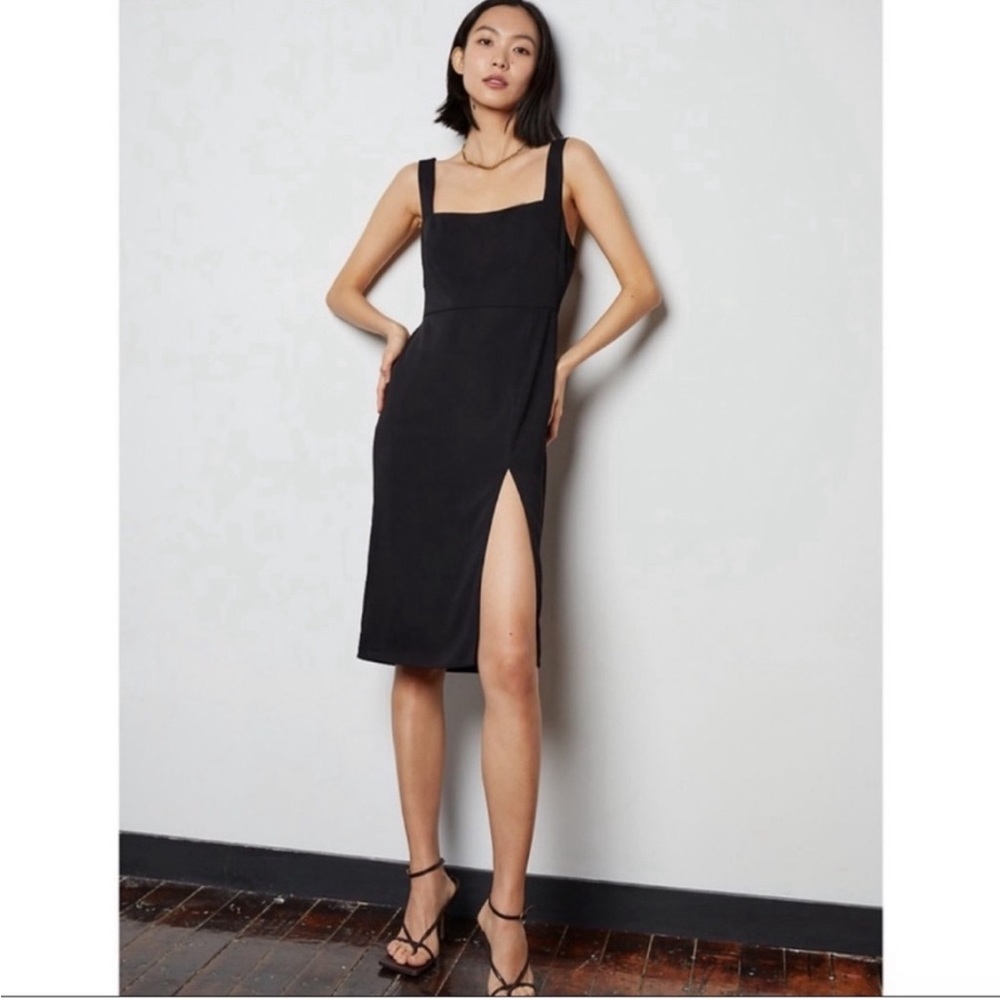 Lululemon 90s slit midi dress 8